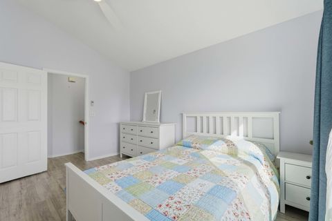 Tiny photo for 94 E 950 S, Kaysville, UT 84037 (MLS # 2139500)