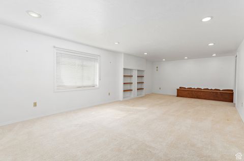 Tiny photo for 6824 S CREEKCOVE WAY E, Cottonwood Heights, UT 84047 (MLS # 2116928)