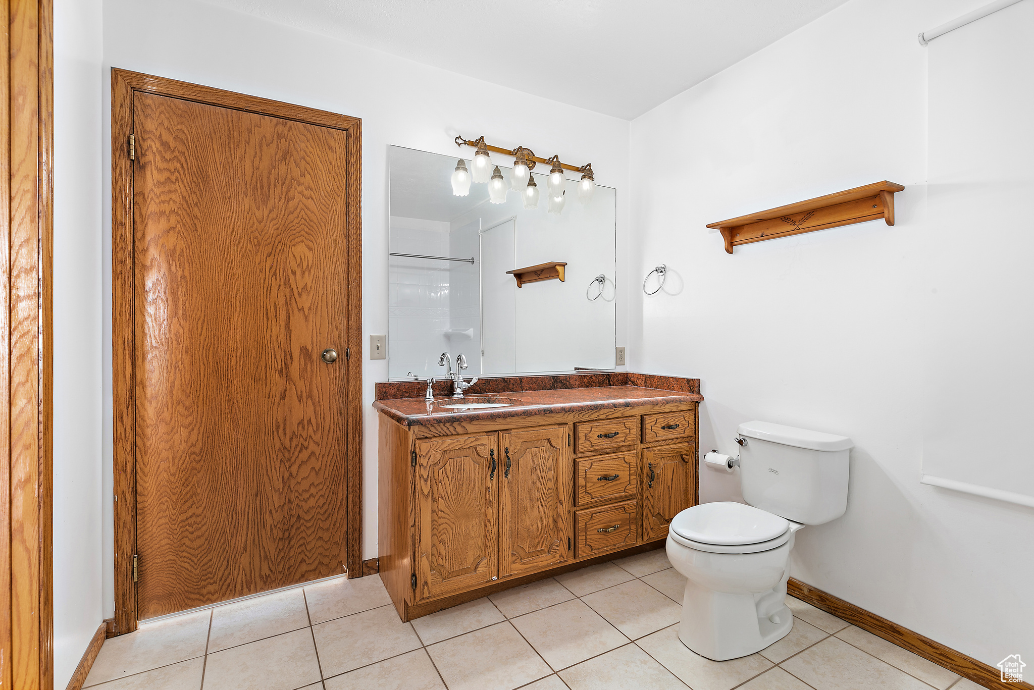 CREEKSIDE ESTATES - Residential