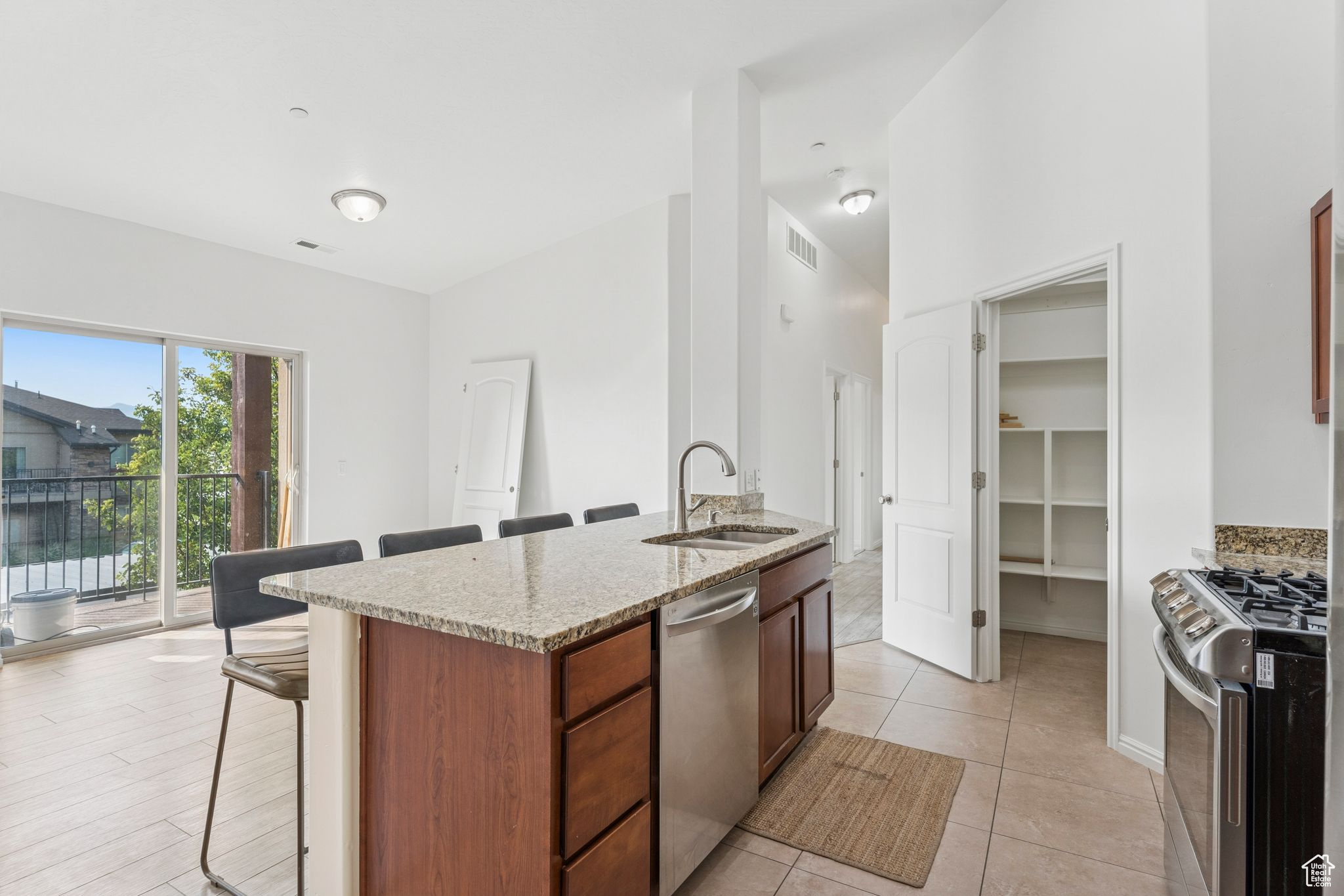SALT CREEK CONDOS - Residential