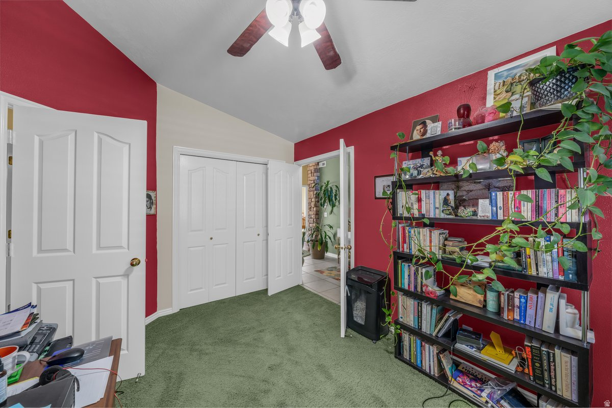 ROYAL OAKS 4 - Residential