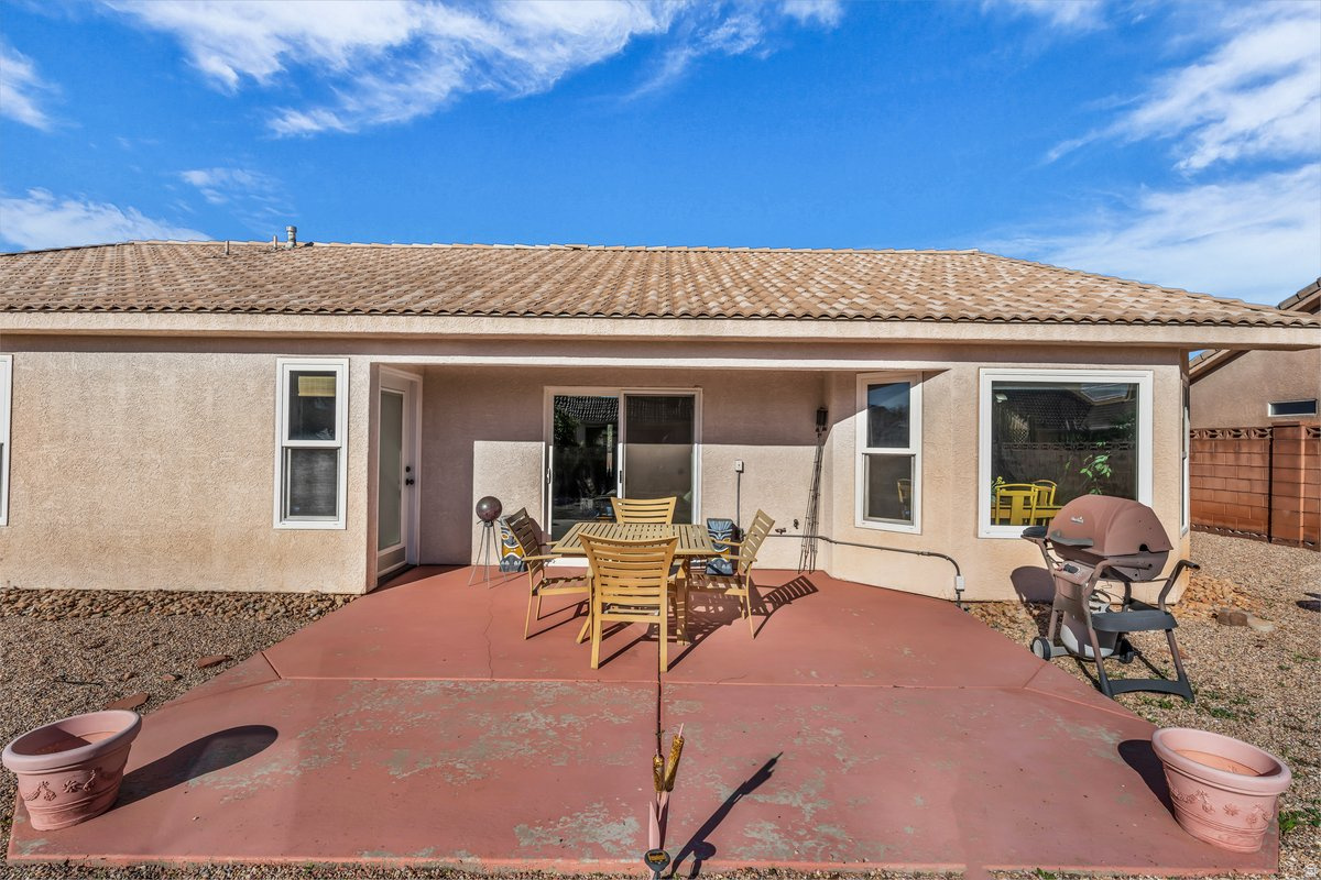 ROYAL OAKS 4 - Residential