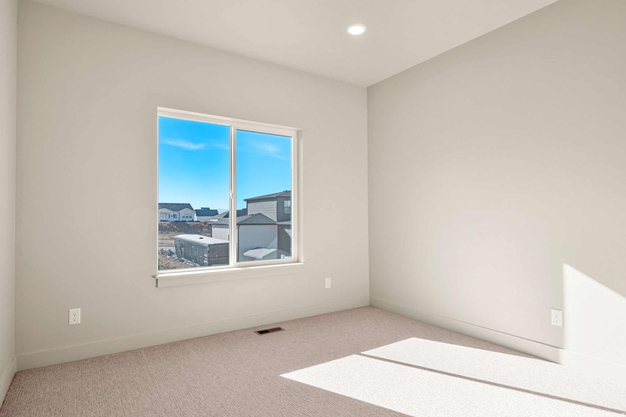 JUNIPER TRAILS - Residential