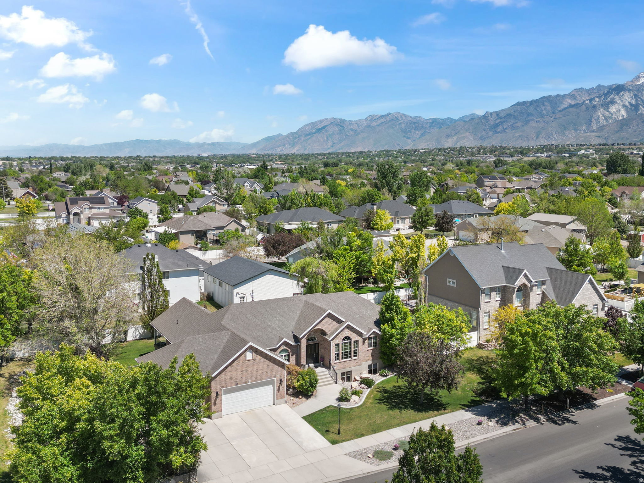 WILLOW SPRINGS - Residential
