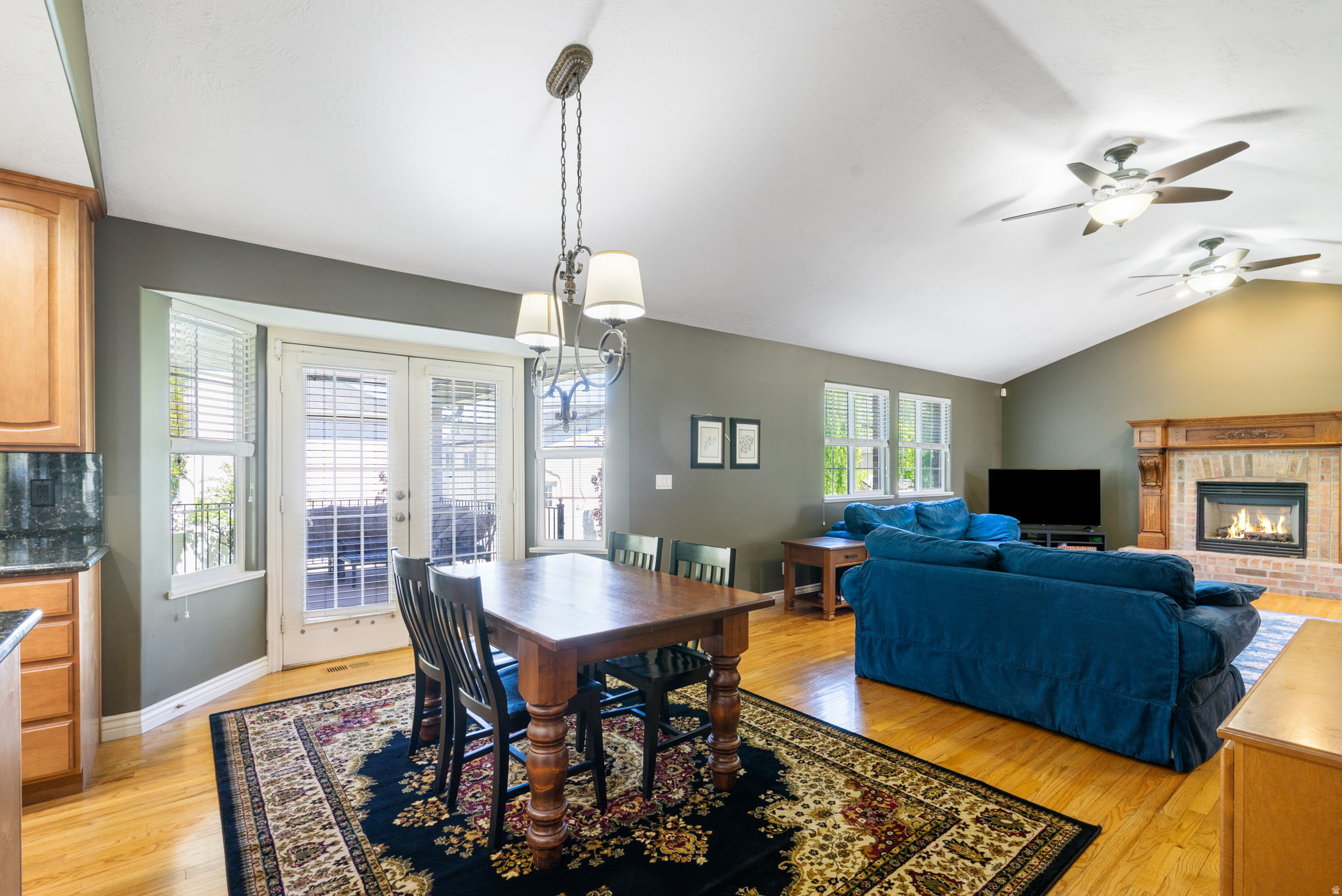 WILLOW SPRINGS - Residential