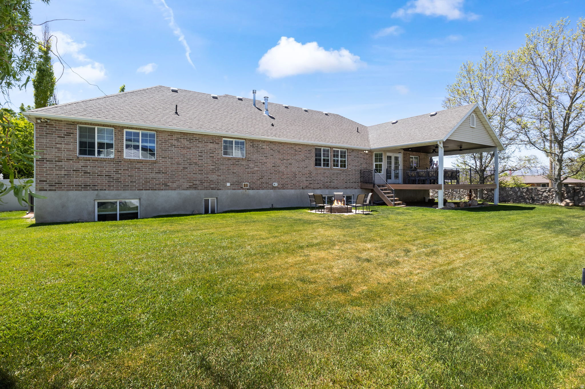 WILLOW SPRINGS - Residential