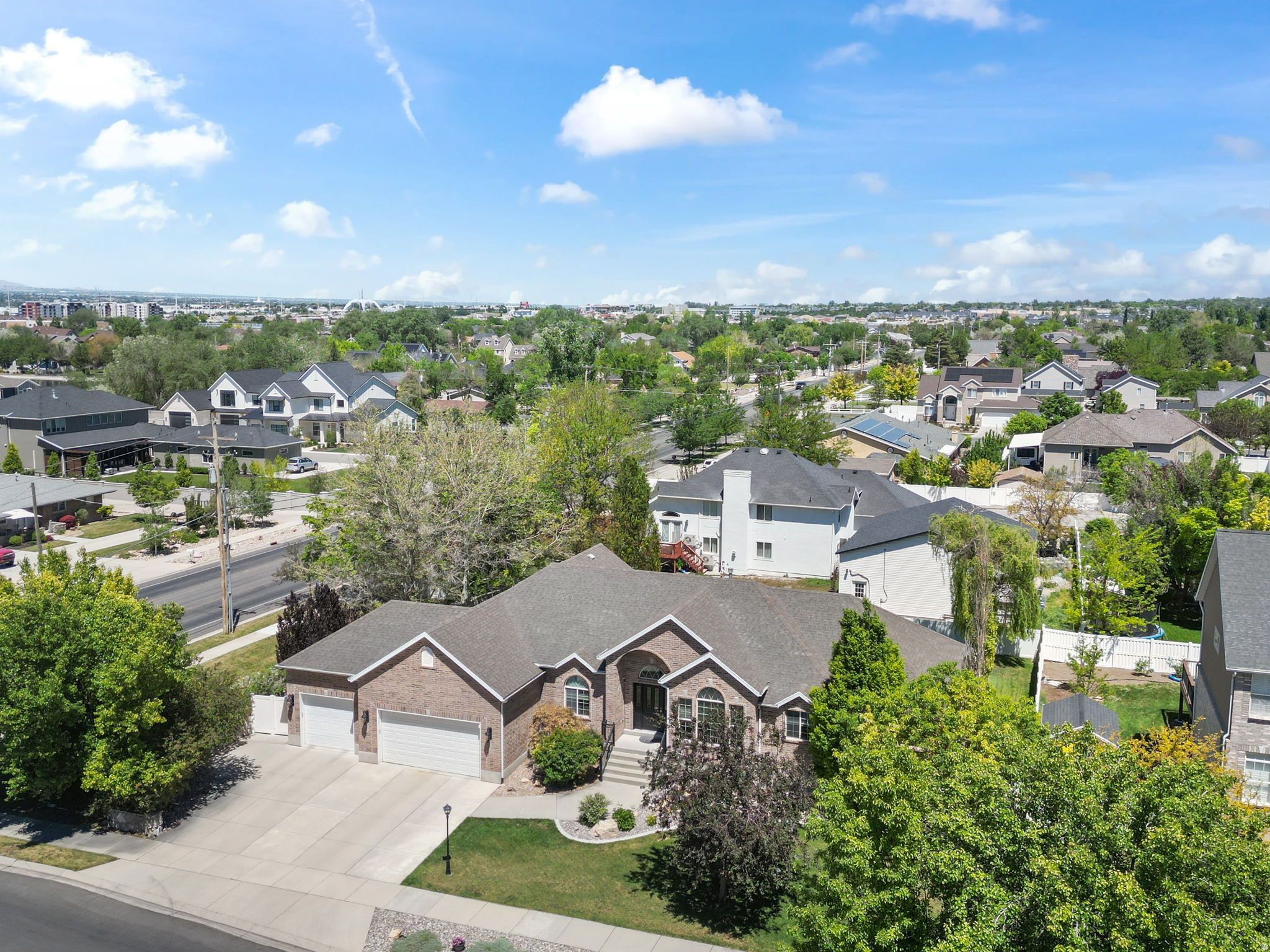 WILLOW SPRINGS - Residential