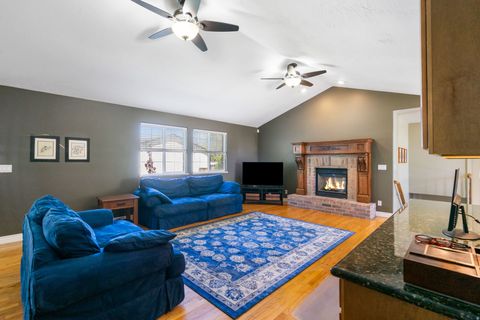 Tiny photo for 313 E GOLDEN PHEASANT DR S, Draper, UT 84020 (MLS # 2158434)