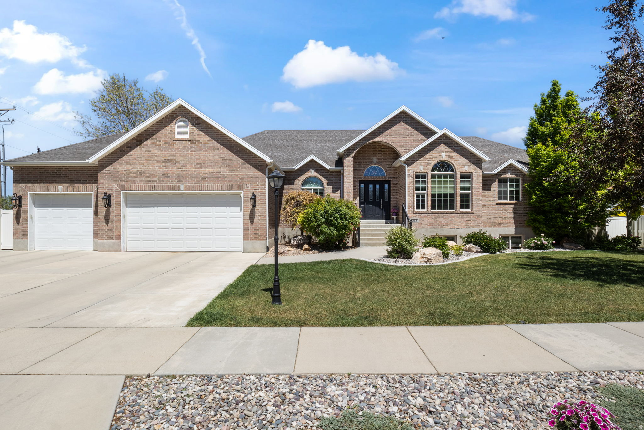WILLOW SPRINGS - Residential