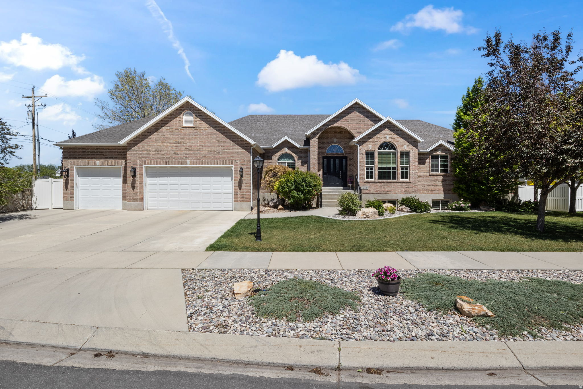 WILLOW SPRINGS - Residential