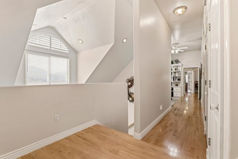 Tiny photo for 173 E 10000 S, Salem, UT 84653 (MLS # 2143883)