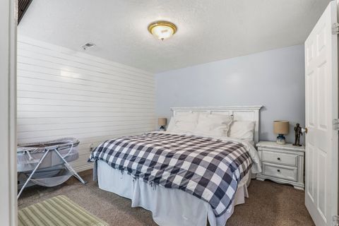 Tiny photo for 173 E 10000 S, Salem, UT 84653 (MLS # 2143883)