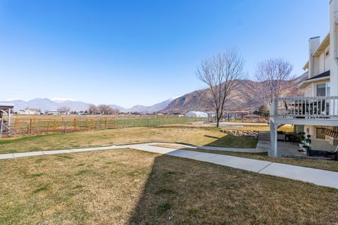 Tiny photo for 173 E 10000 S, Salem, UT 84653 (MLS # 2143883)