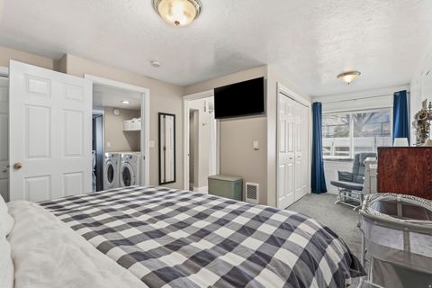 Tiny photo for 173 E 10000 S, Salem, UT 84653 (MLS # 2143883)