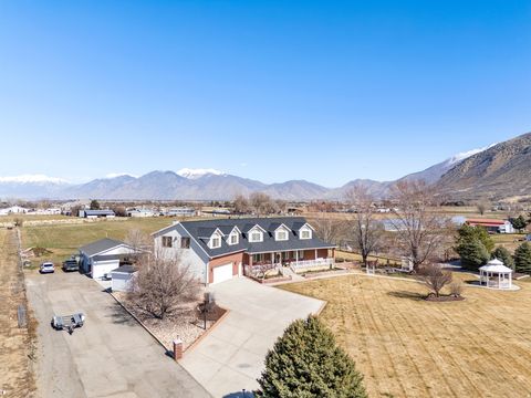 Photo of 173 E 10000 S, Salem, UT 84653 (MLS # 2143883)