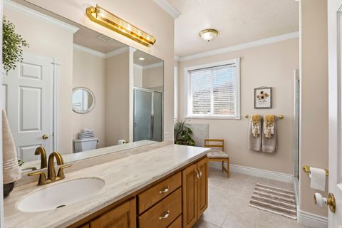 Tiny photo for 173 E 10000 S, Salem, UT 84653 (MLS # 2143883)