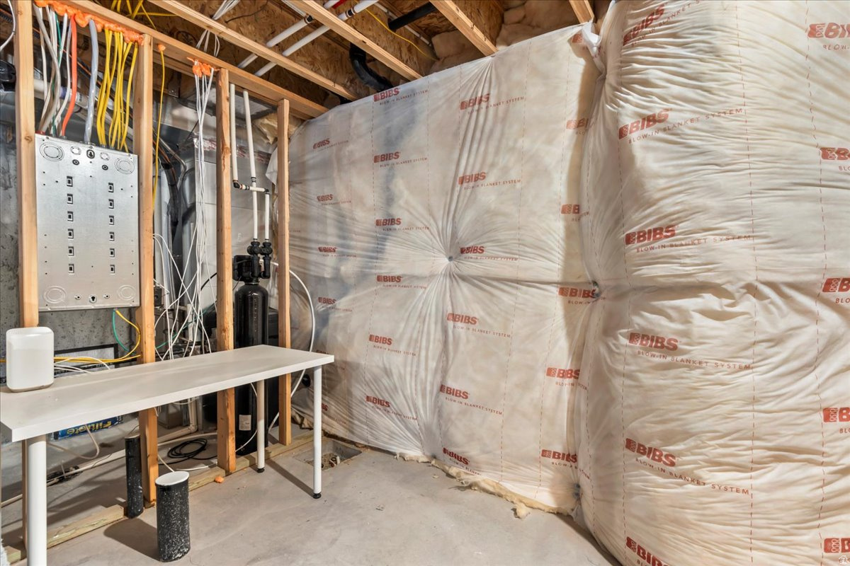 BRINGHURST STATION - Residential