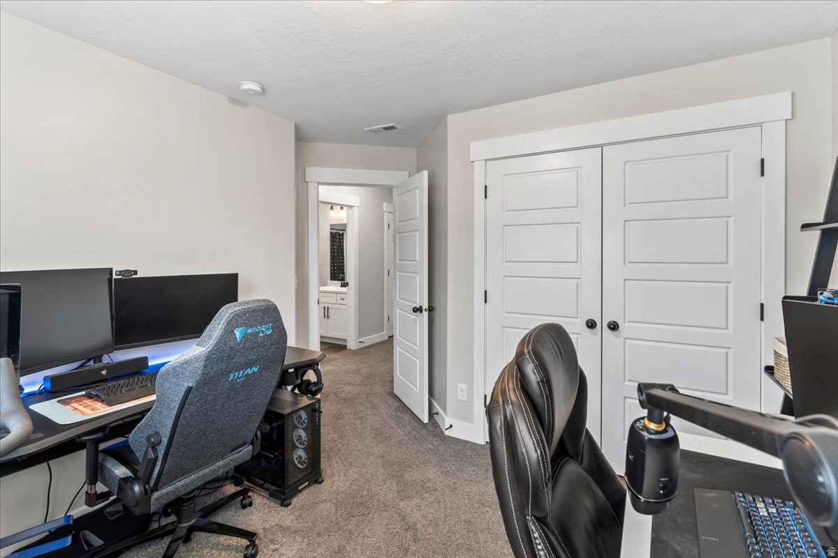 BRINGHURST STATION - Residential