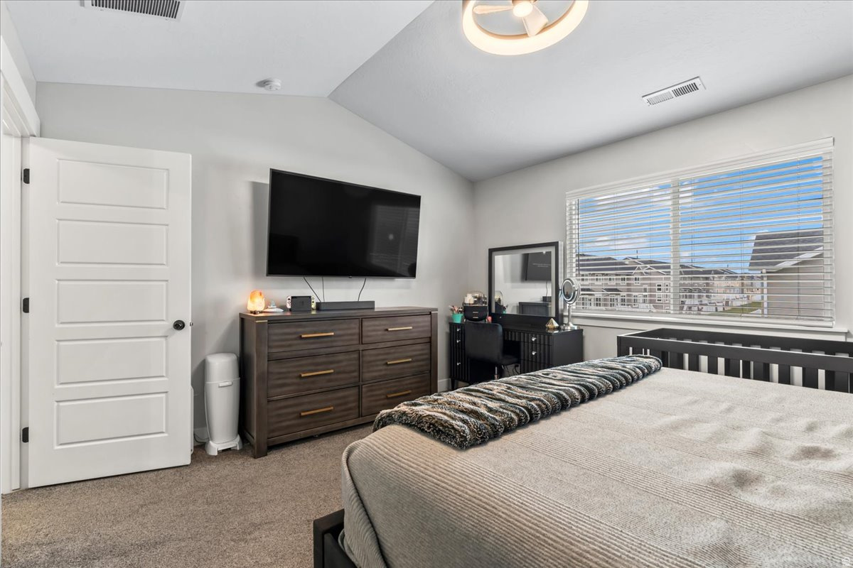 BRINGHURST STATION - Residential