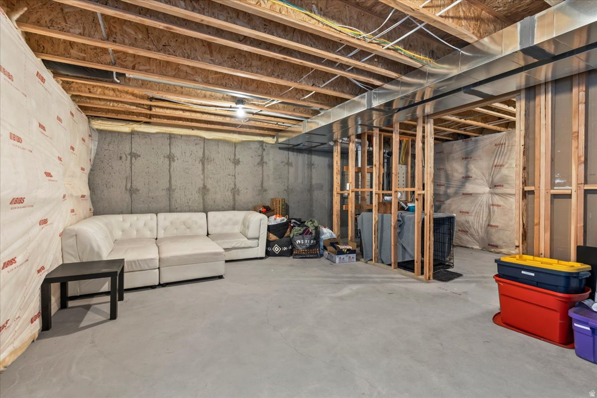 BRINGHURST STATION - Residential