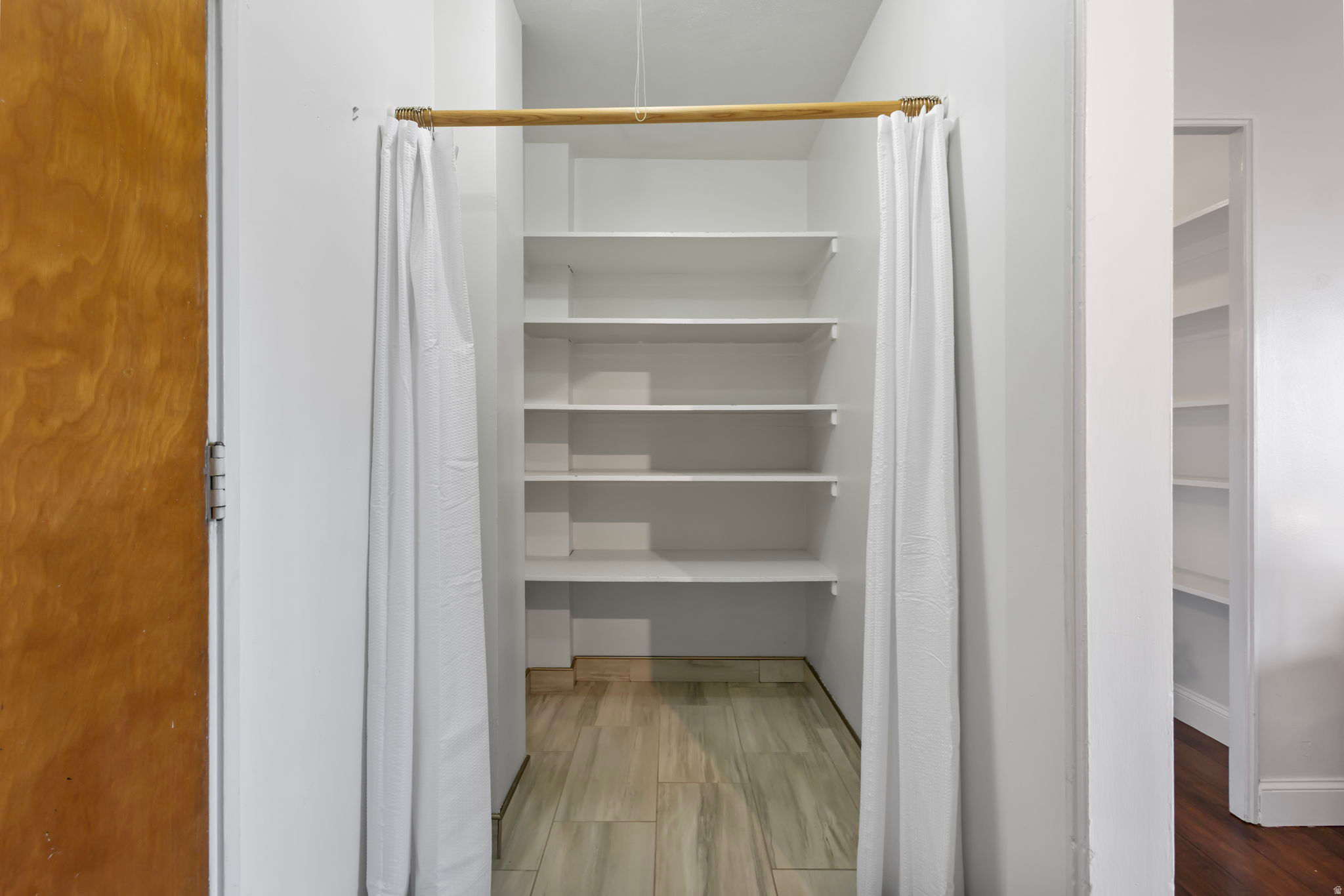 UNIVERSITY HEIGHTS - Residential