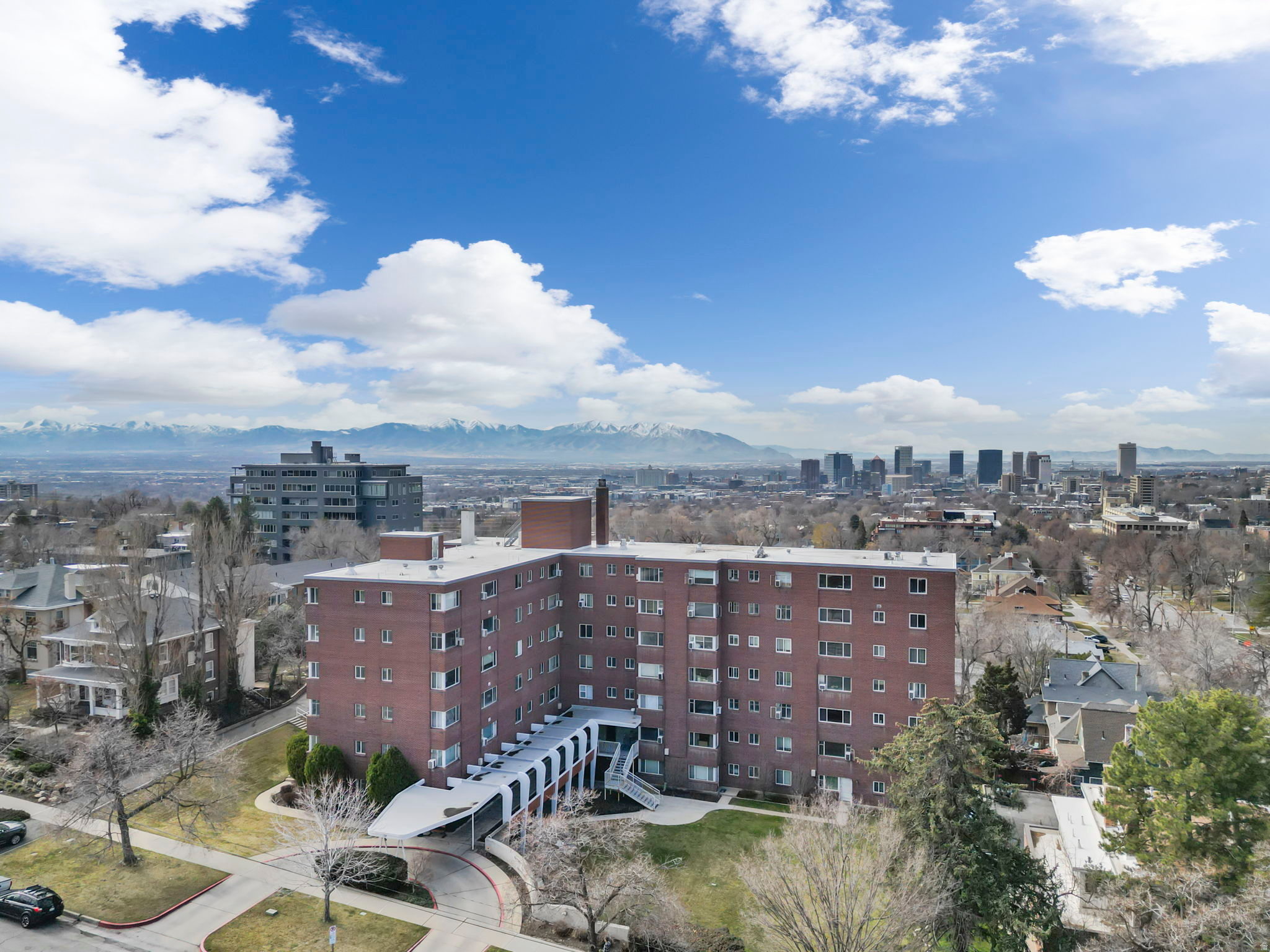 UNIVERSITY HEIGHTS - Residential