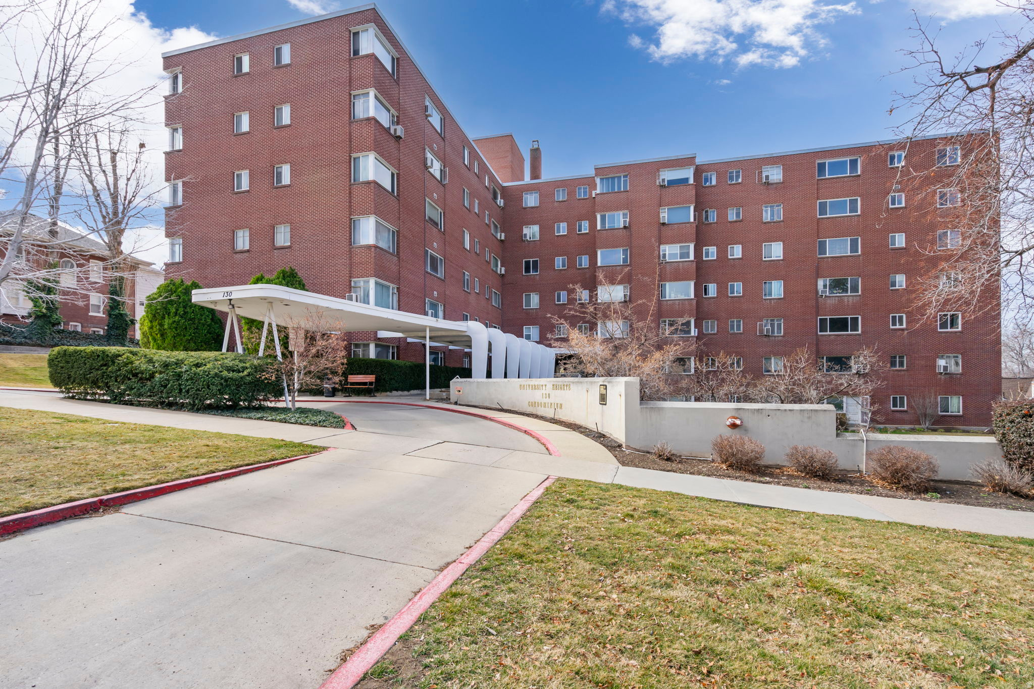 UNIVERSITY HEIGHTS - Residential