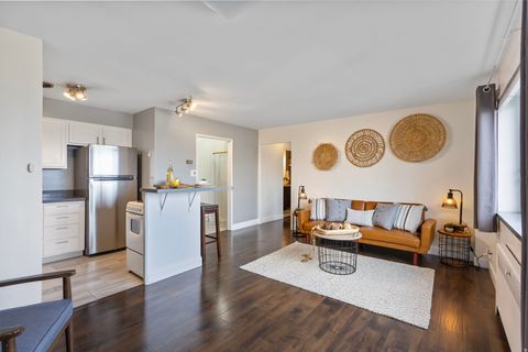 Photo of 130 S 1300 E #404, Salt Lake City, UT 84102 (MLS # 2139616)