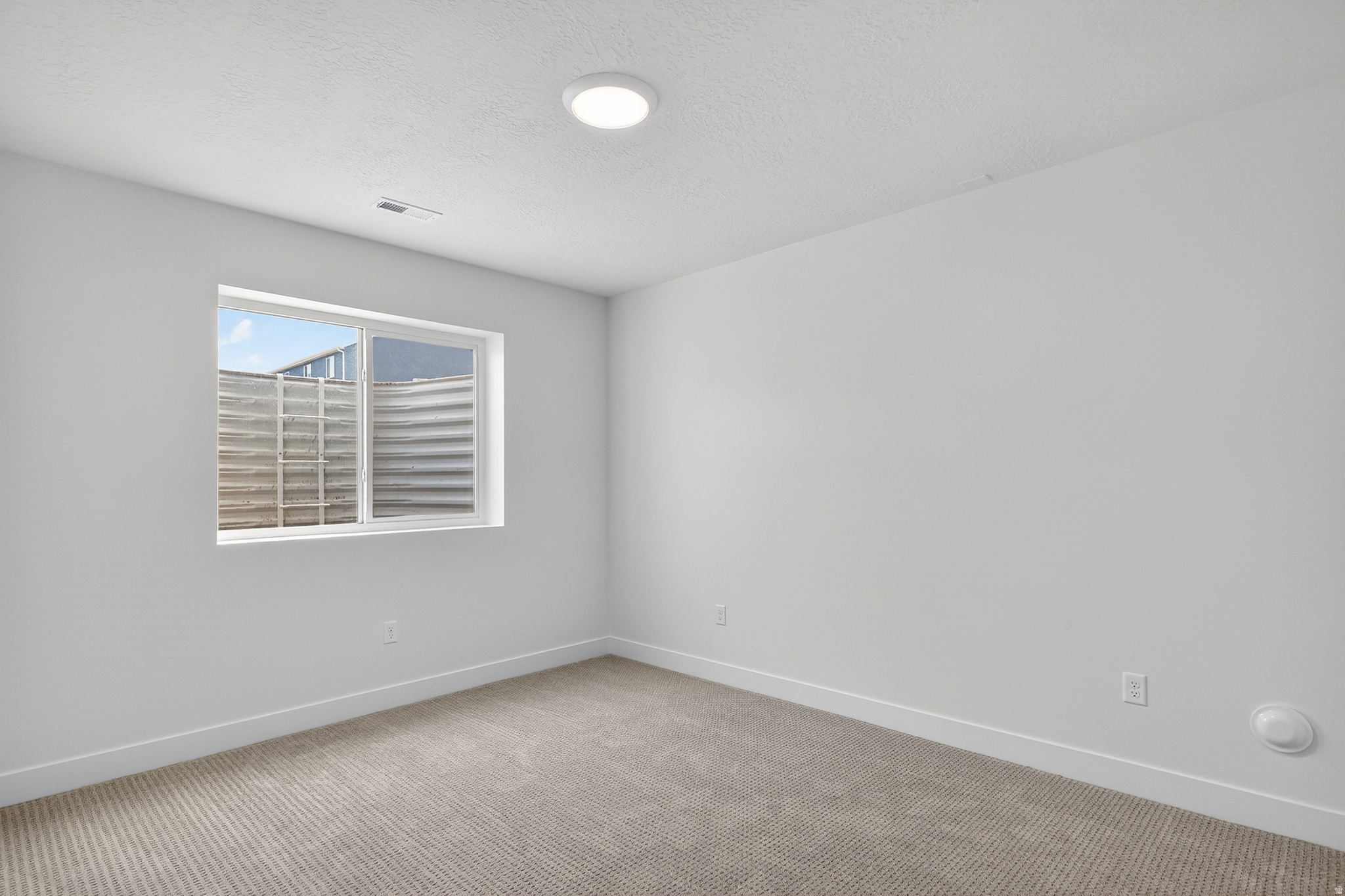 RIVERWOOD - Residential