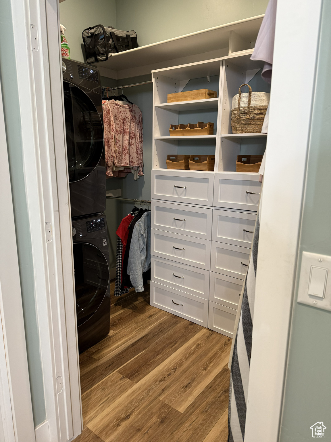 HURRICANE TOWN SUR PLAT B BLK 2 - Residential