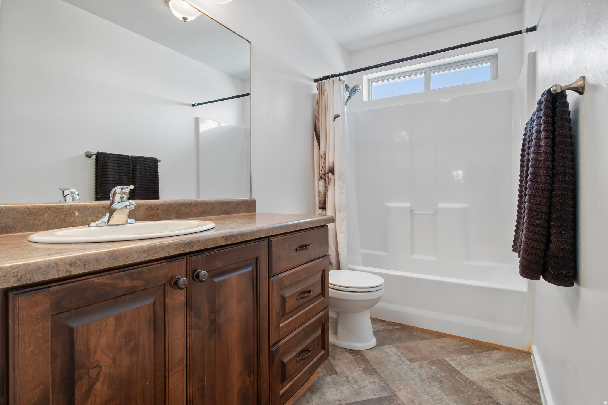 HUNTERS MEADOW SUBD - Residential