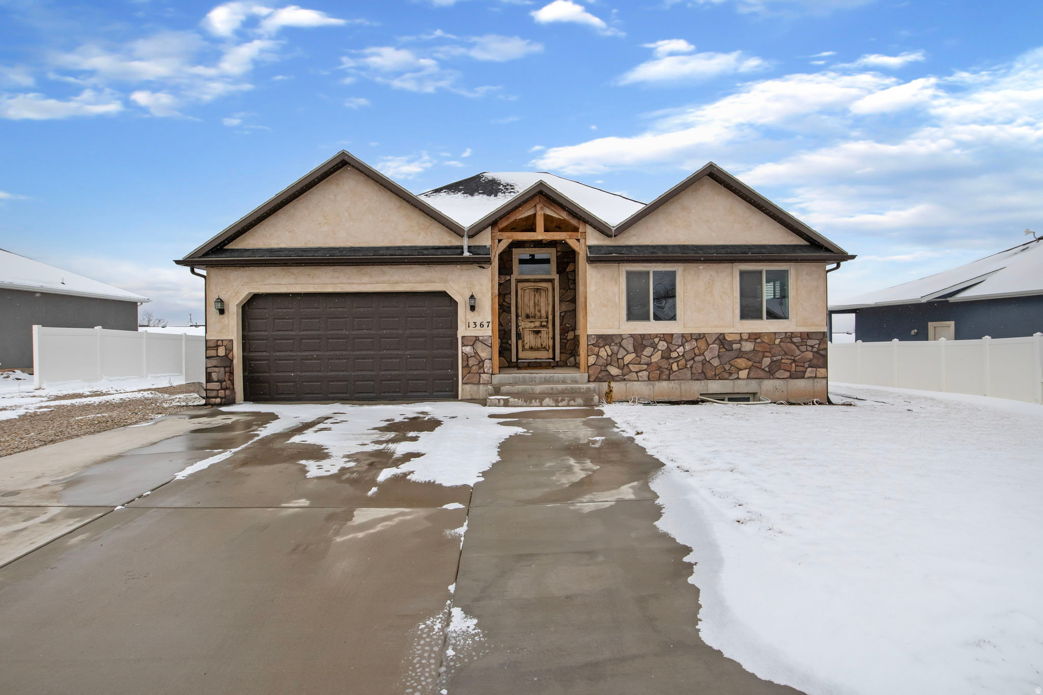 HUNTERS MEADOW SUBD - Residential