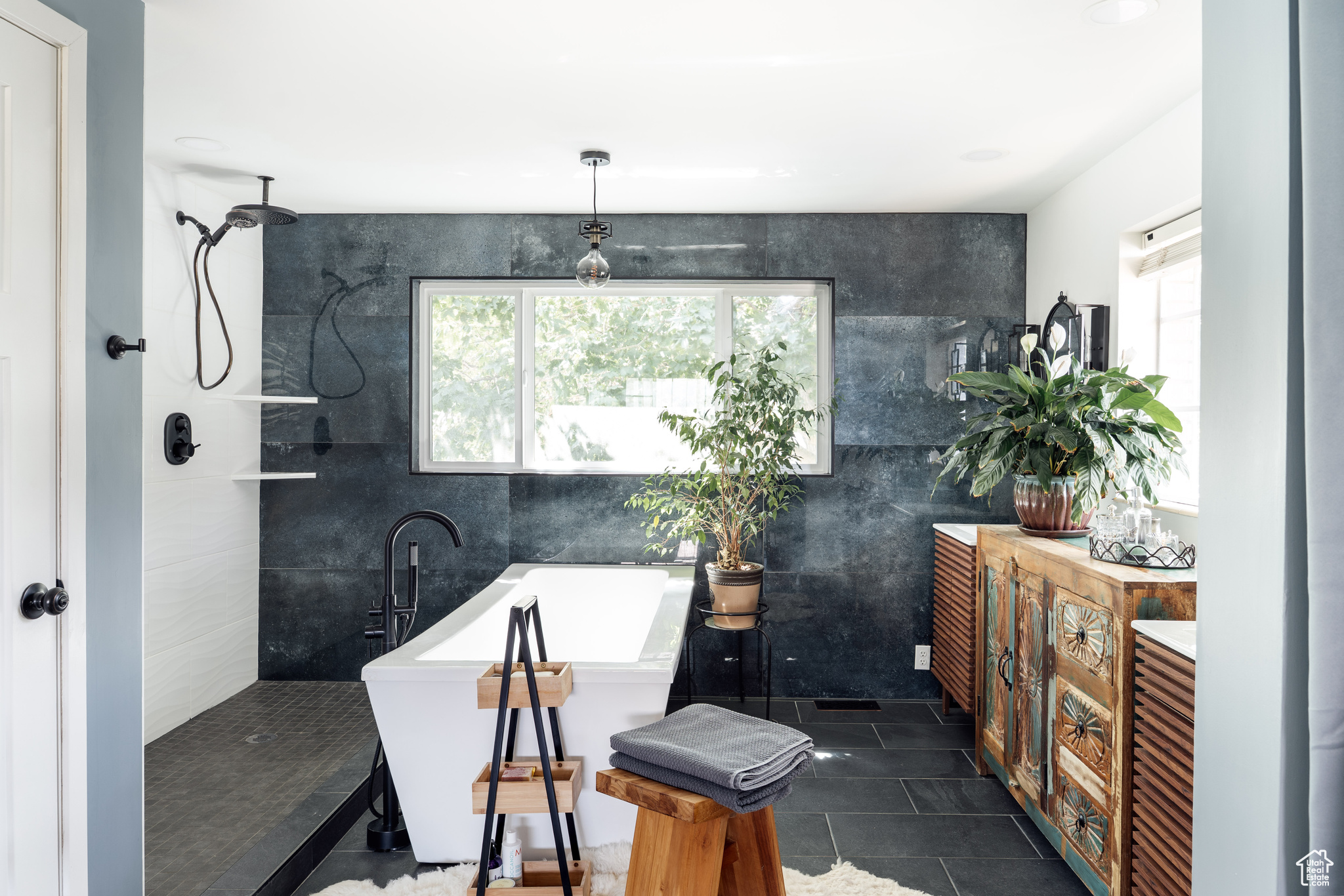 NOB HILL ADDITION - Residential