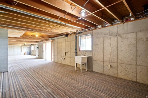 Tiny photo for 687 E 3125 N, North Ogden, UT 84414 (MLS # 2163176)