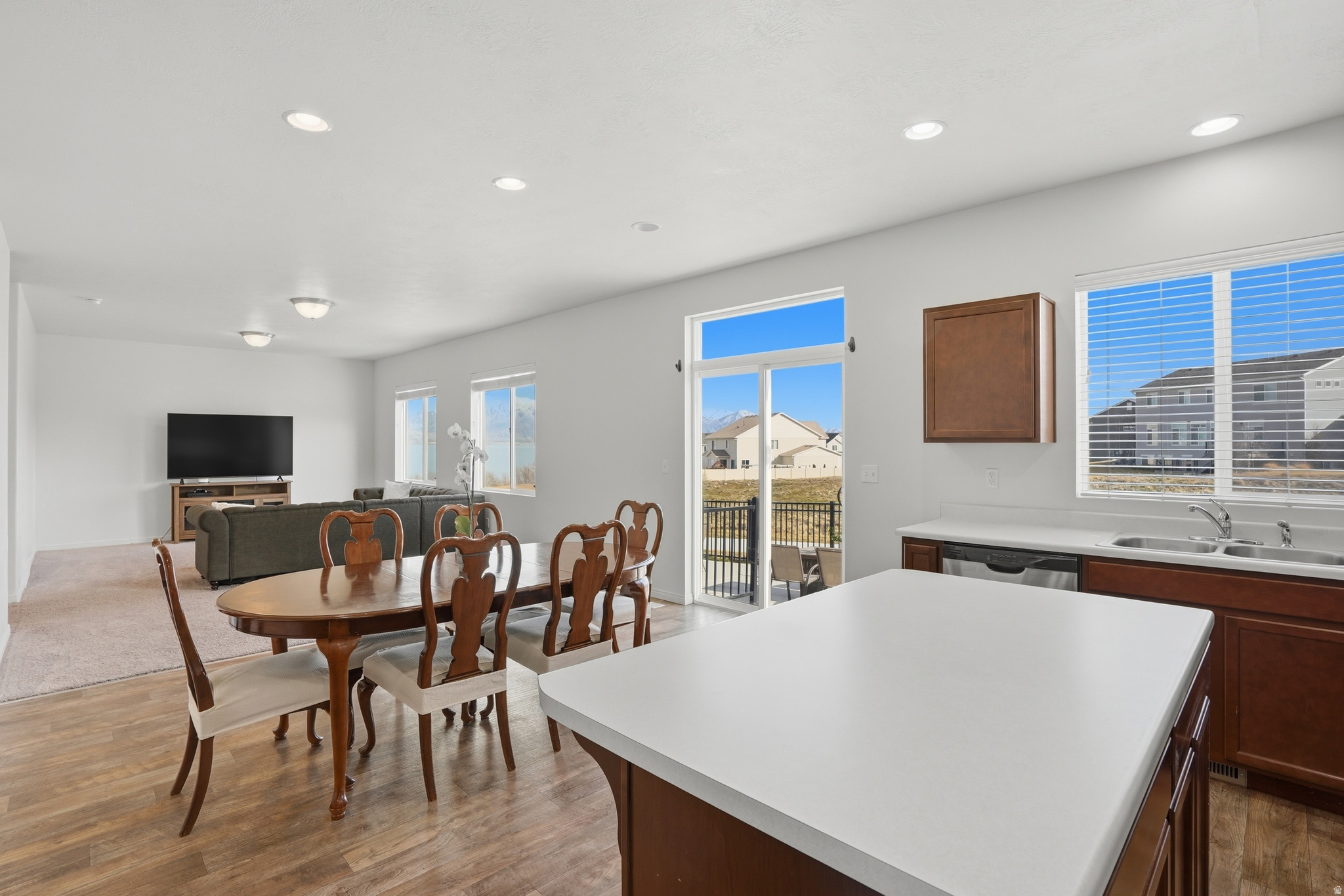 LAKESIDE AT TALONS - Residential