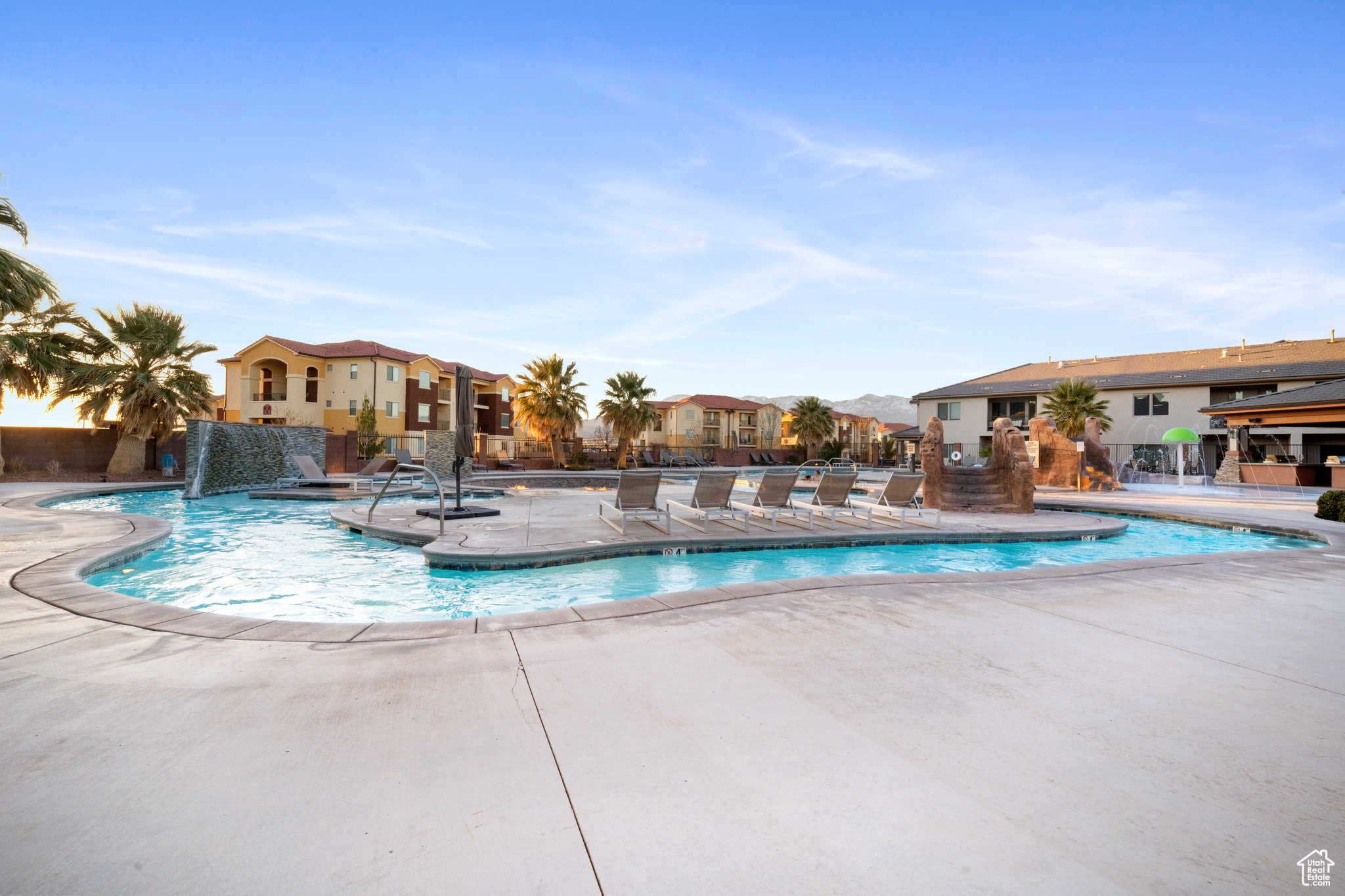 ZION VILLAGE TOWNHOM - Residential