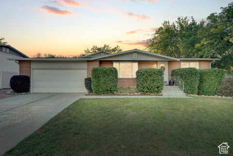 Photo of 8044 S BOYSENBERRY DR, Sandy, UT 84093 (MLS # 2184591)