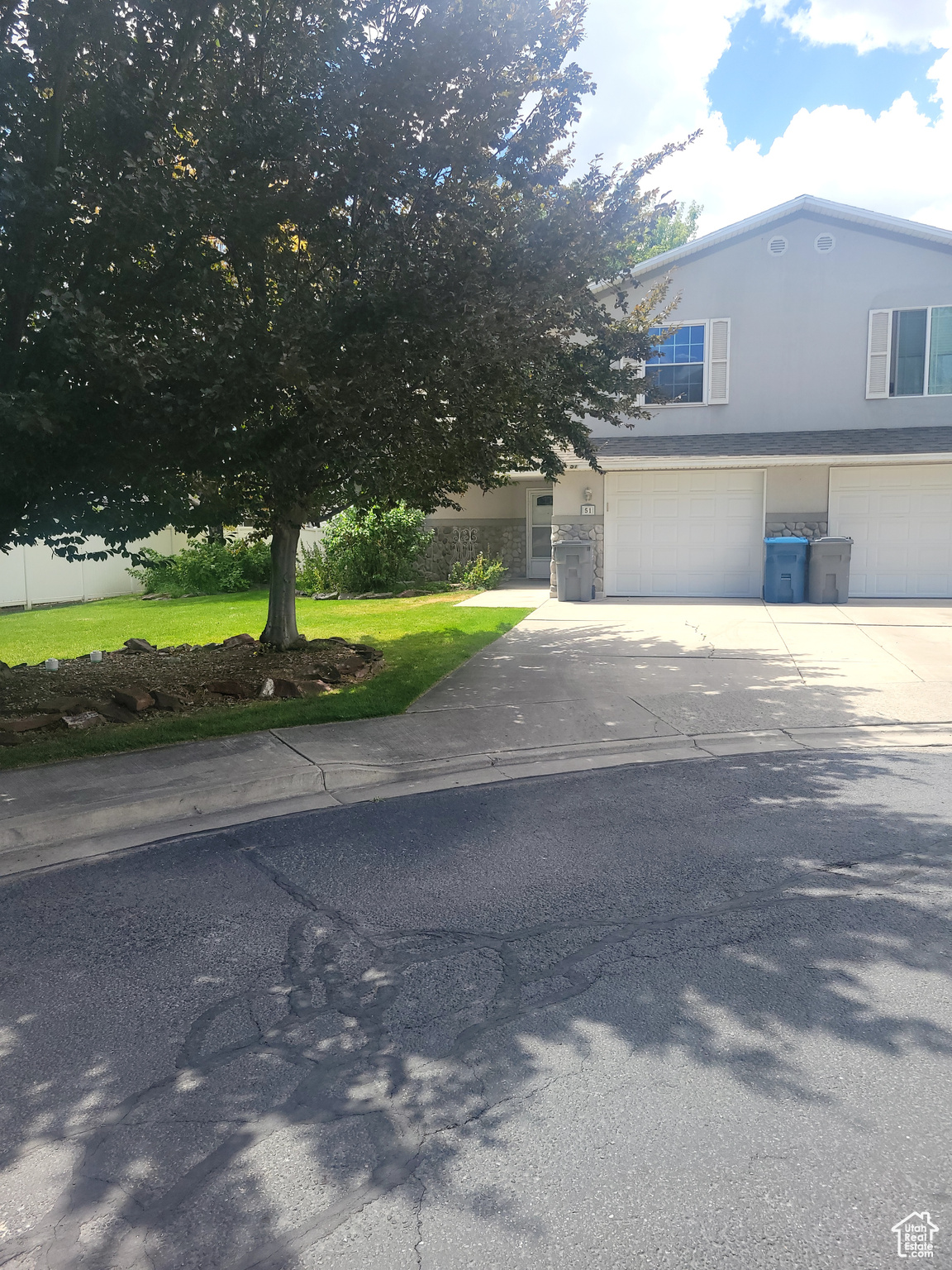 CHIPMAN VILLAGE - Residential