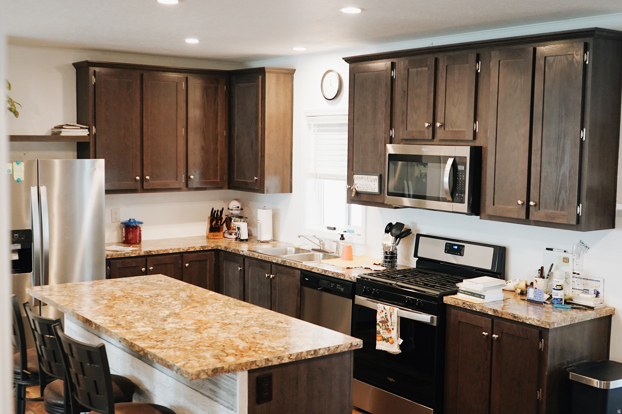 SEVEN CS - Residential