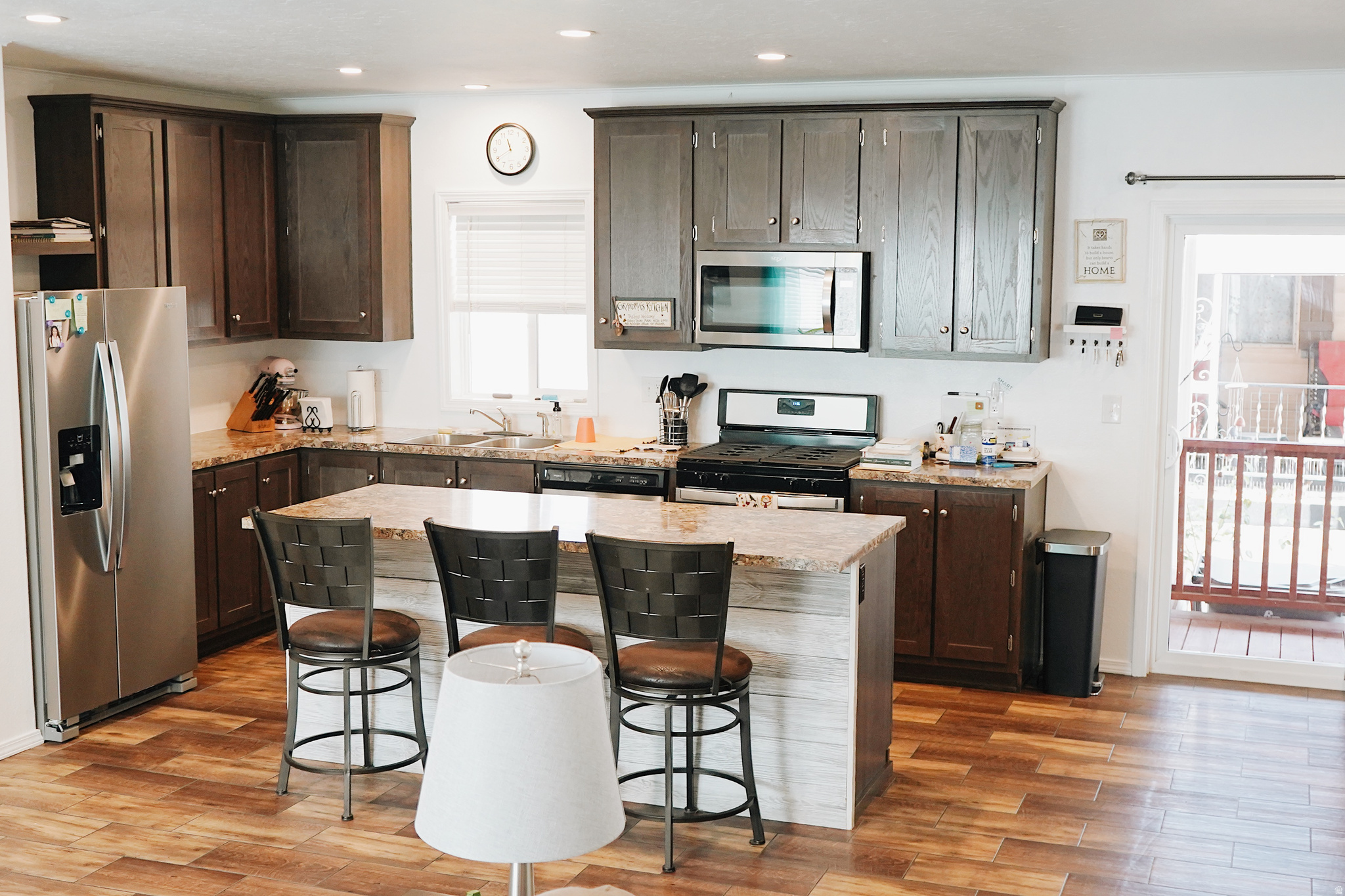 SEVEN CS - Residential