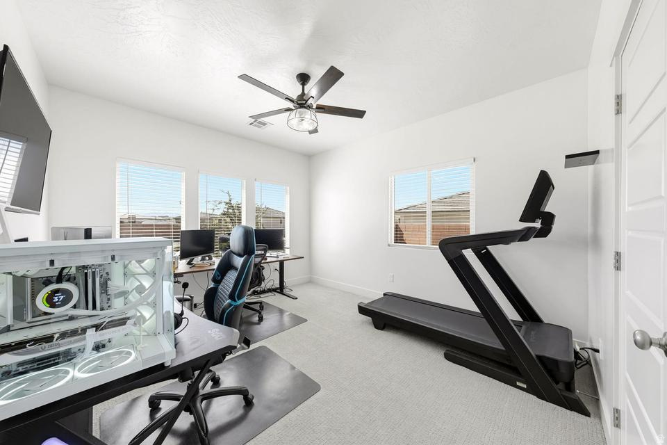 SAGE CANYON 16 - Residential