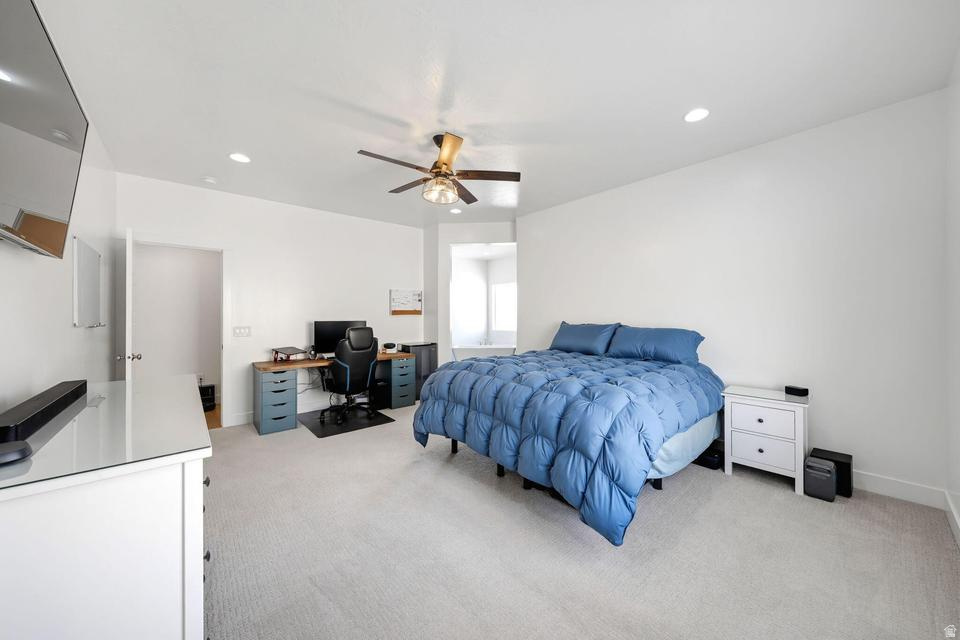 SAGE CANYON 16 - Residential
