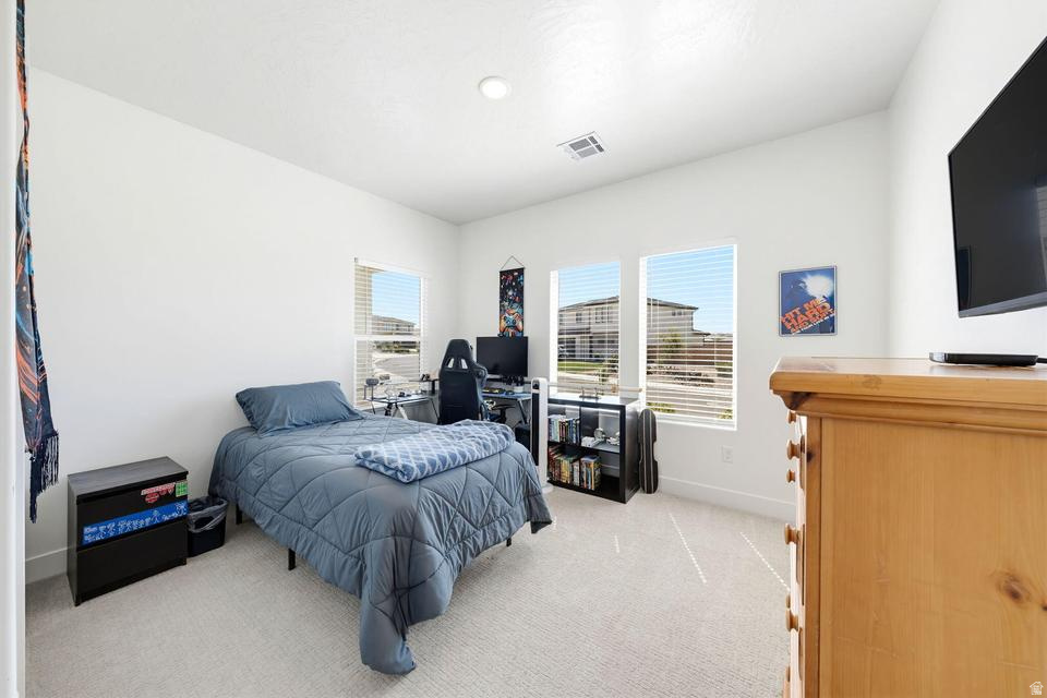 SAGE CANYON 16 - Residential