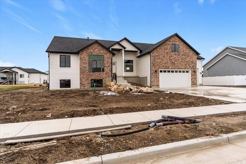 Photo of 2519 W 2950 N, Farr West, UT 84404 (MLS # 2105436)