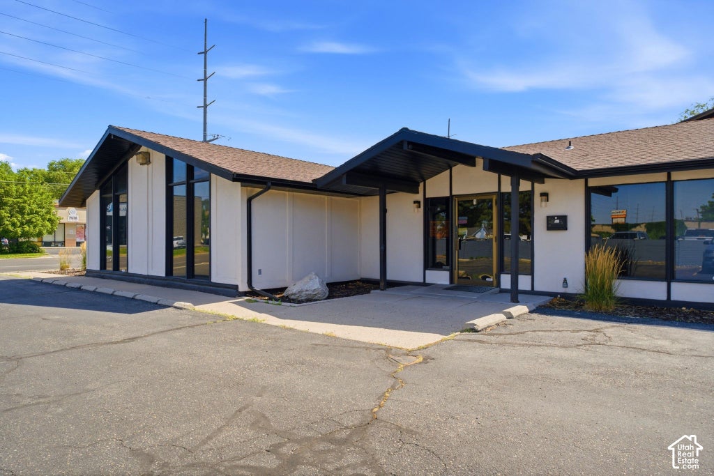 Photo of 292 E 3900 S, Millcreek, UT 84107 (MLS # 2191638)