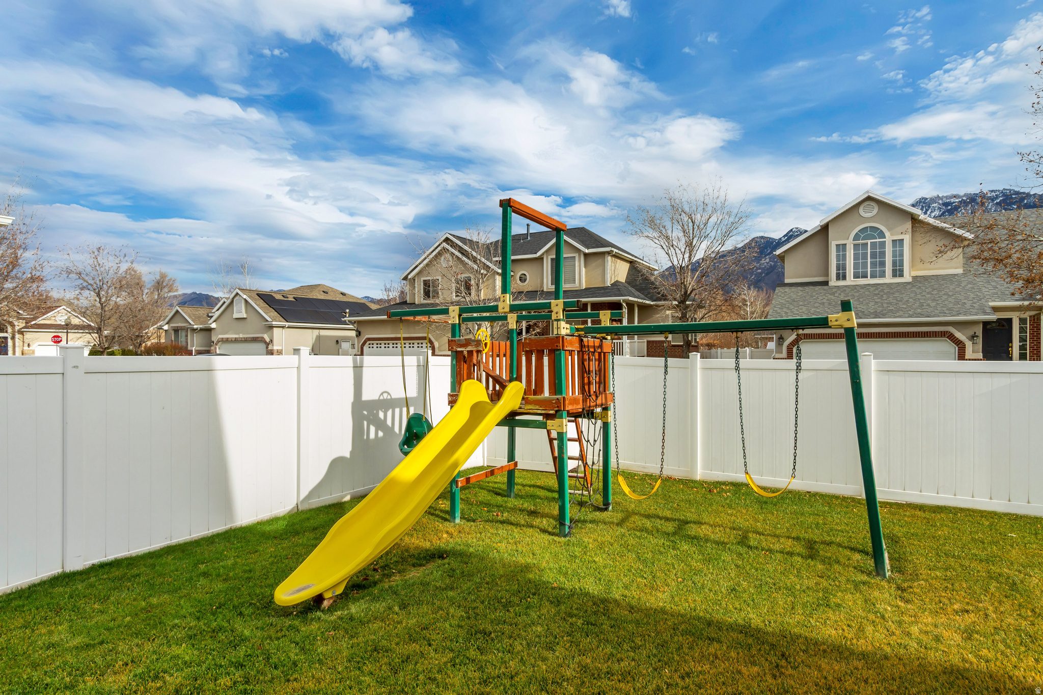 SUNSET PONDS PUD - Residential