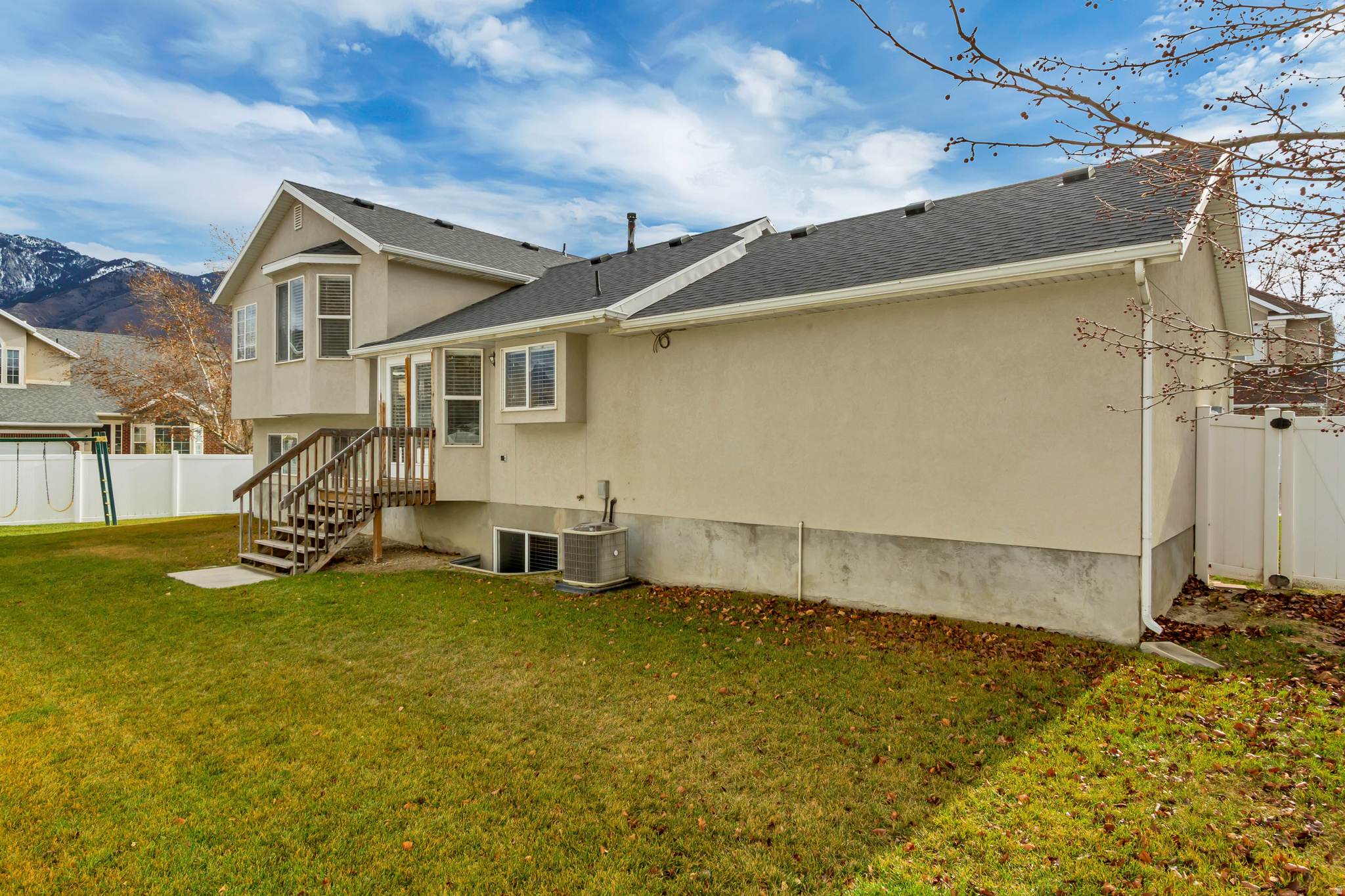 SUNSET PONDS PUD - Residential