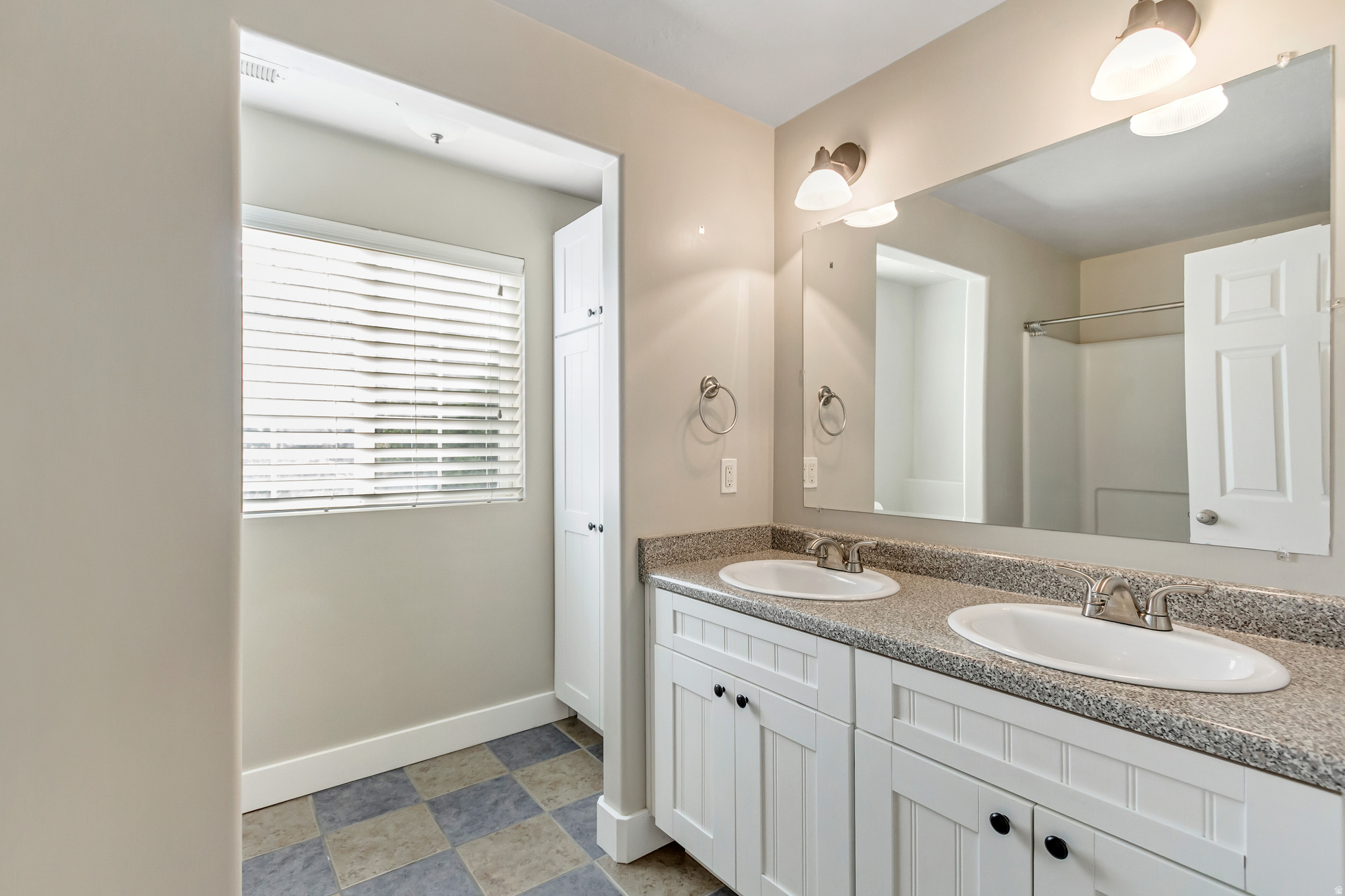 SUNSET PONDS PUD - Residential