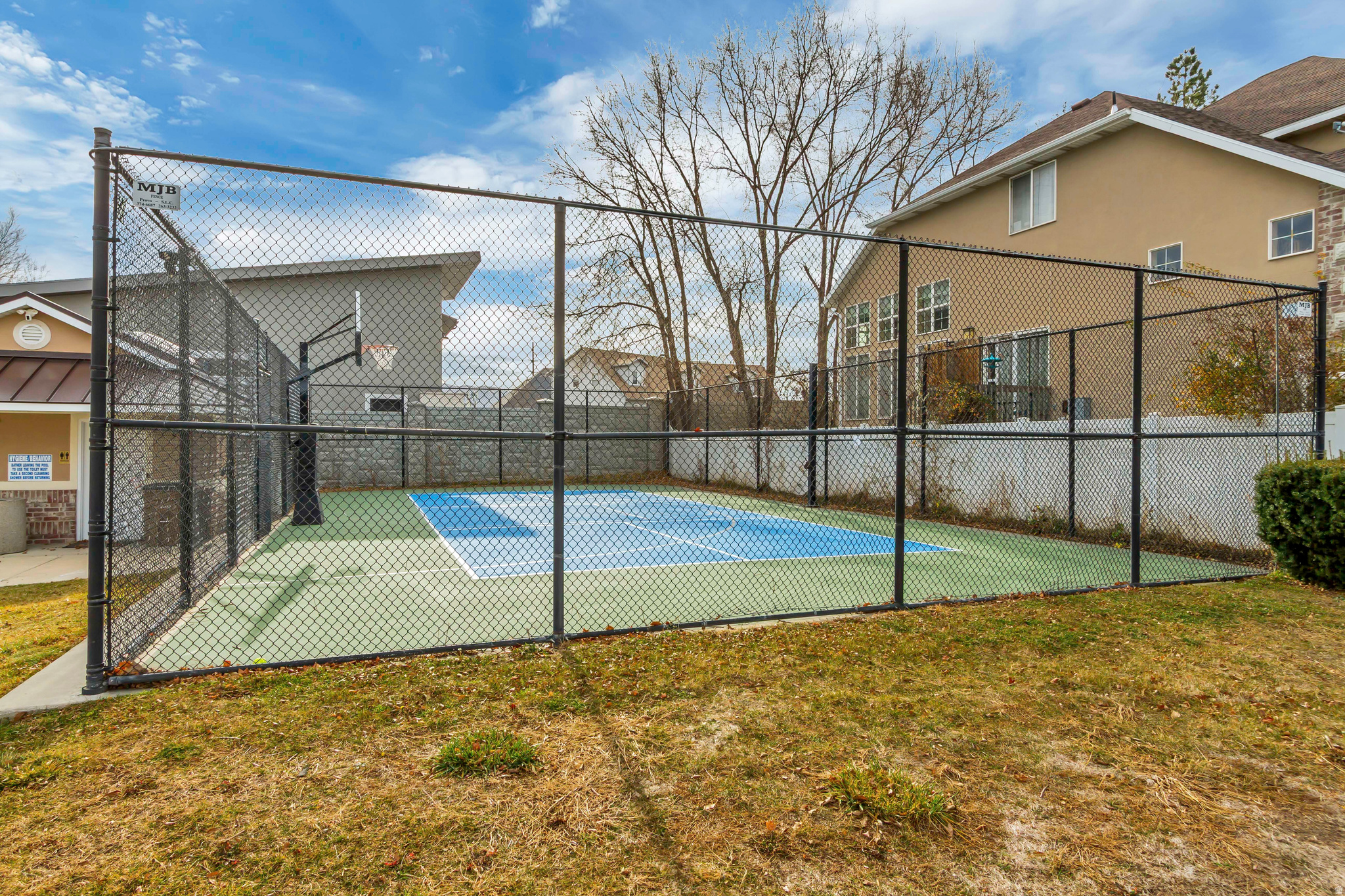 SUNSET PONDS PUD - Residential