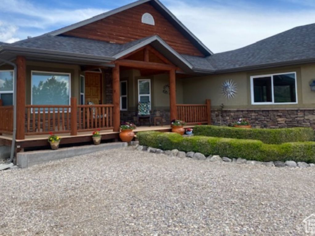 Photo of 26125 S OLD MALAD HWY, Downey, ID 83234 (MLS # 2140463)